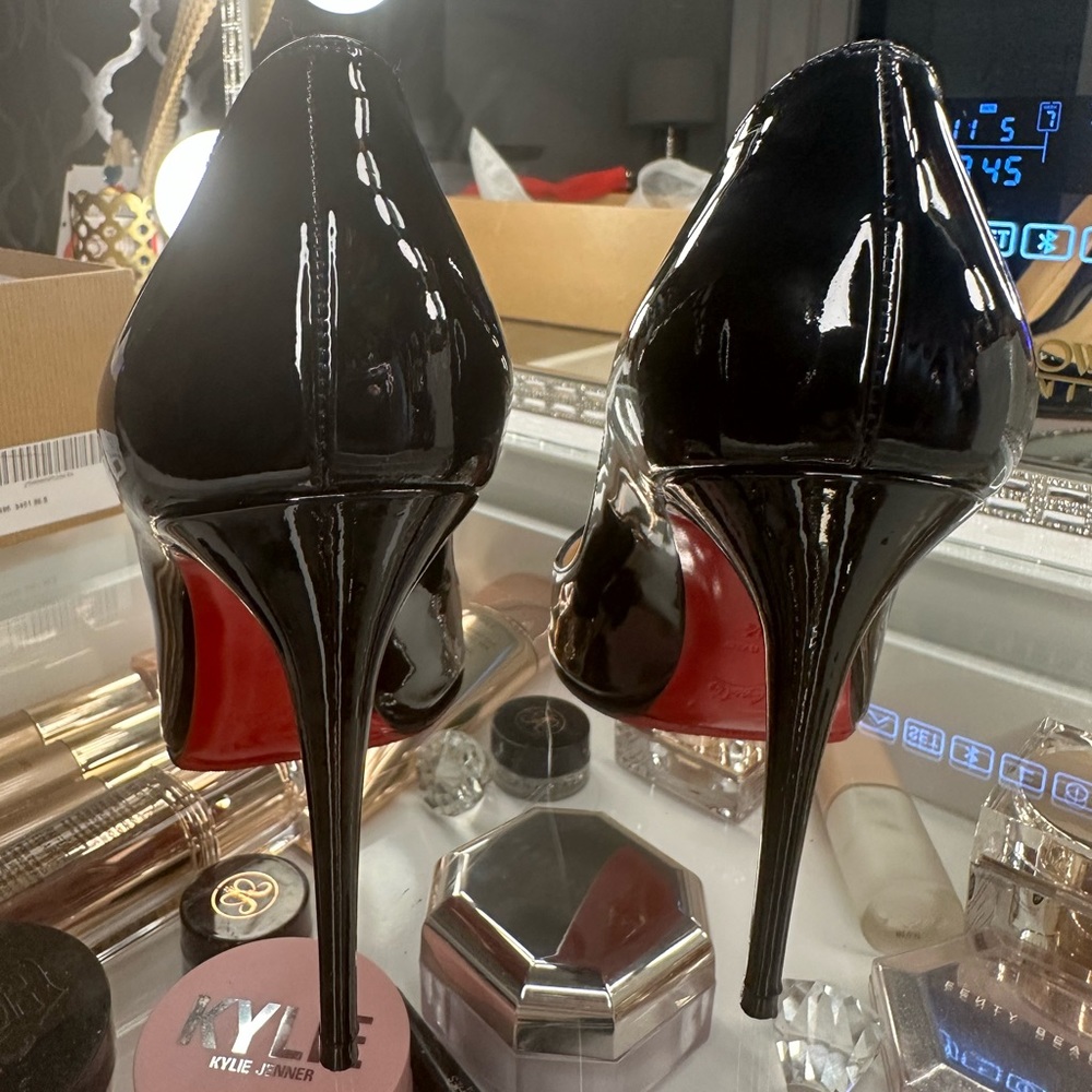 New! PERFECT with protective soles - Kate 120 Pumps, black. Protected soles.